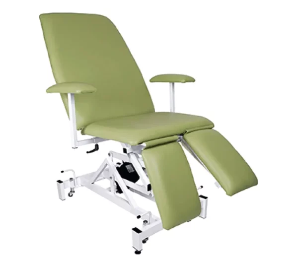 Walcott extra-wide bariatric split leg chair