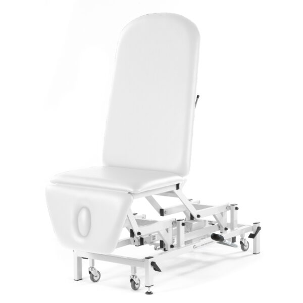 ST3556 - White
